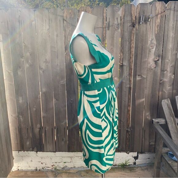 Tibi green and white silk mini dress size 2 - Picture 5 of 7